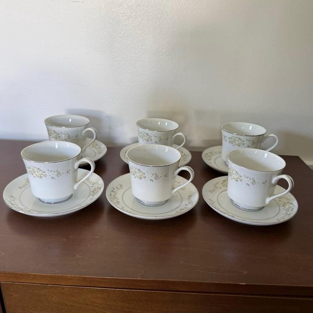 Vintage "Lady Carolyn" Crown Victoria Cup and Saucer Set of 6 Fine China Japan